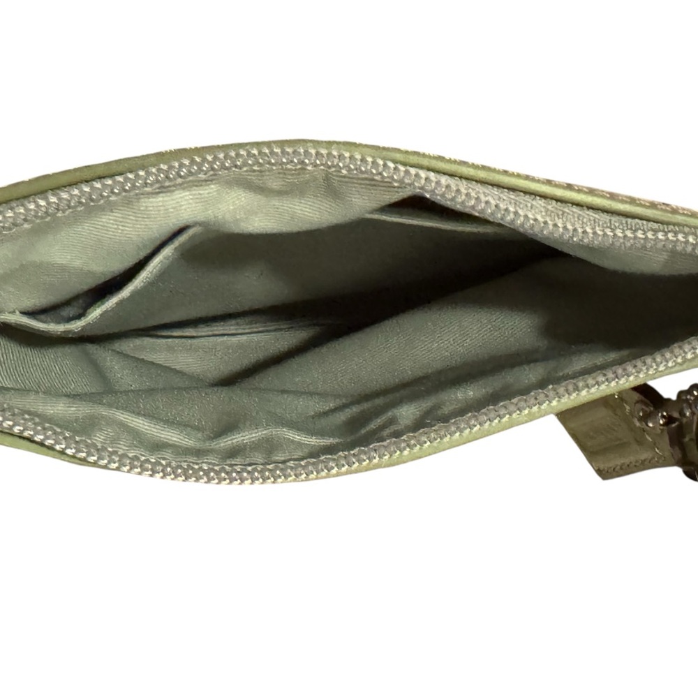 Vintage Coach Wristlet 💚 - Picture 6 of 6